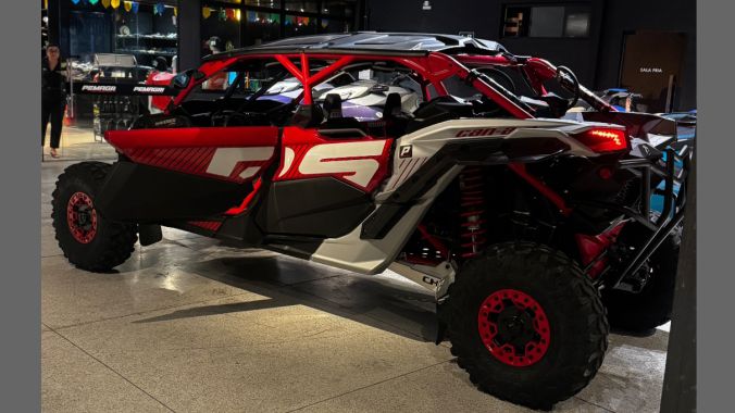 05 Maverick X3 Xrs Max