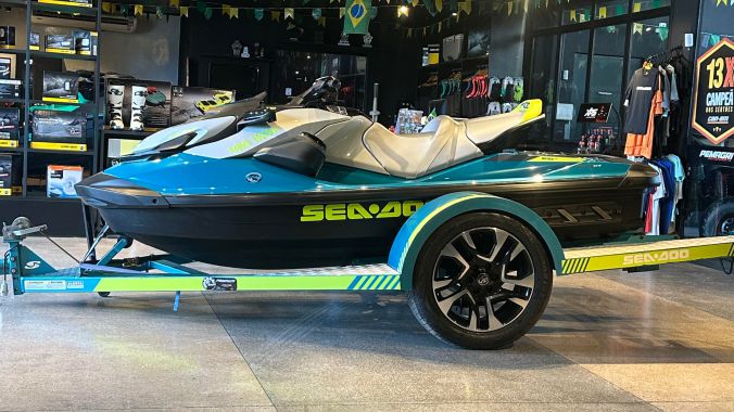 02 Sea Doo GTI 170 SE 2025